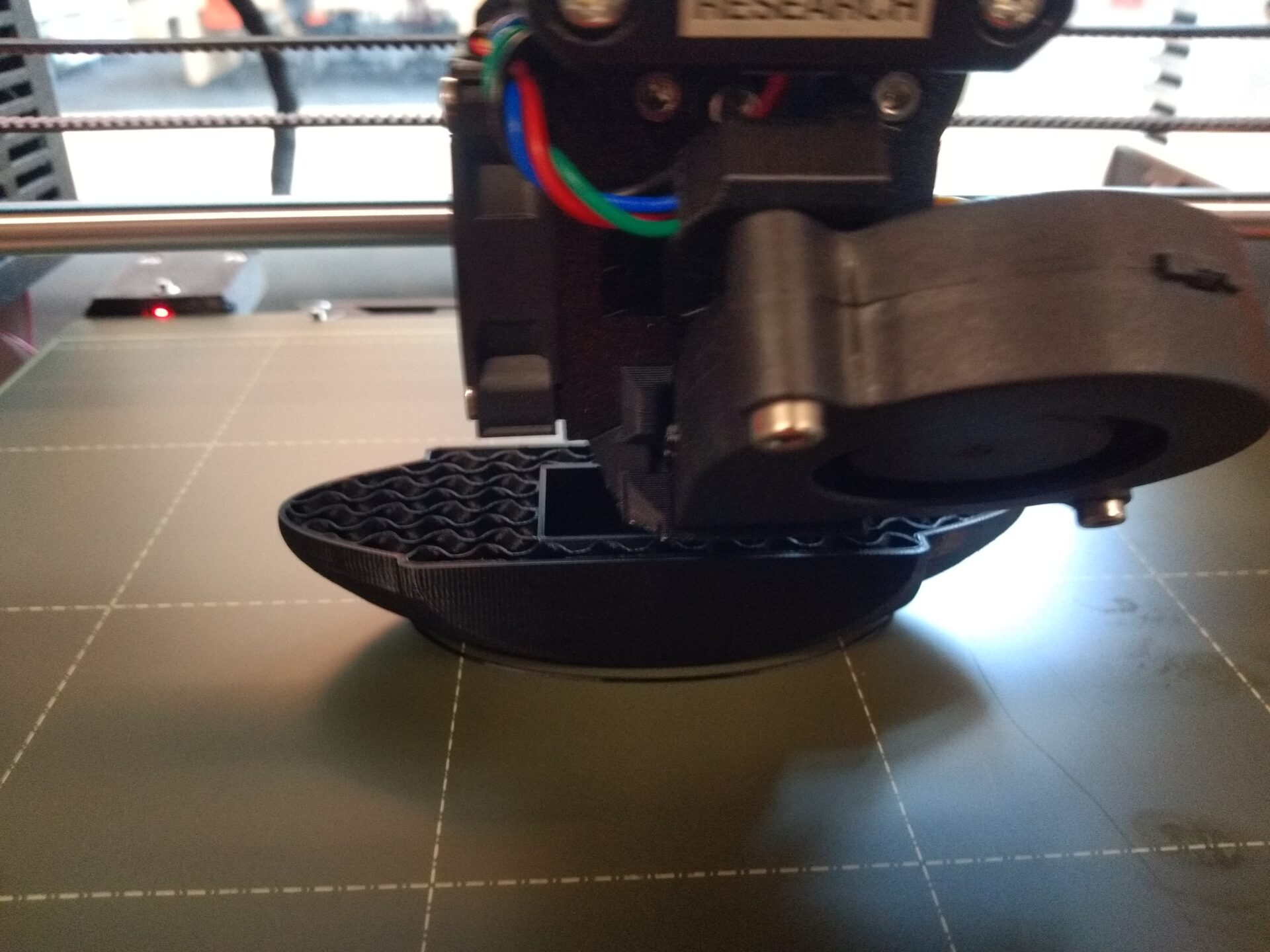 Hammerhoved til krig under produktion på 3D printeren
